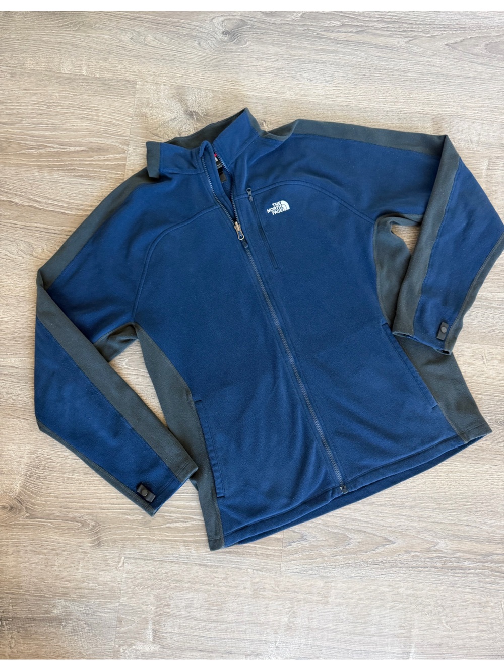 The North Face Men’s Zip Up Jacket